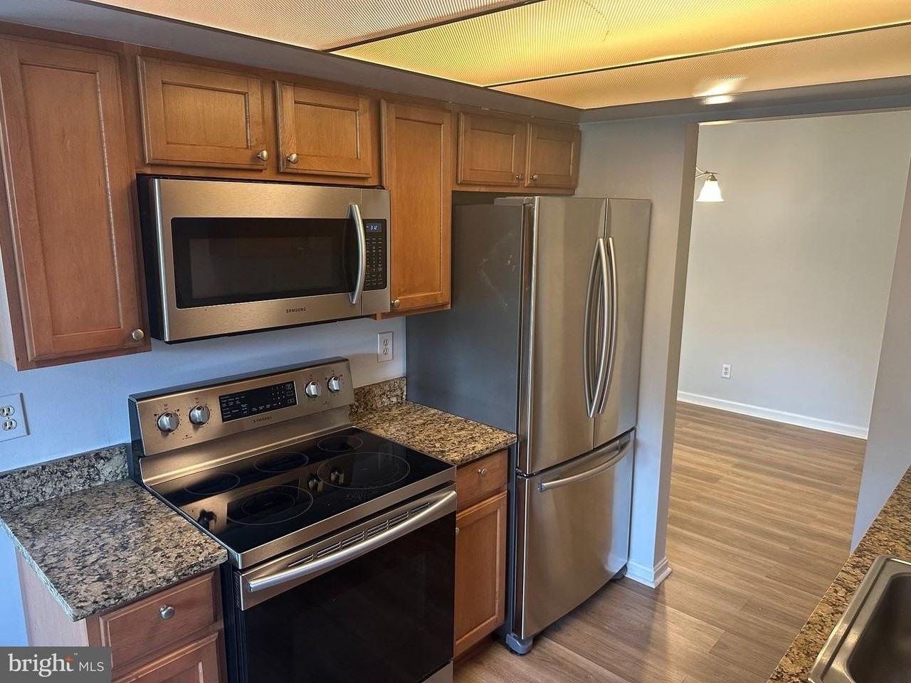 10223 Valentino Dr - Photo 2 of 21