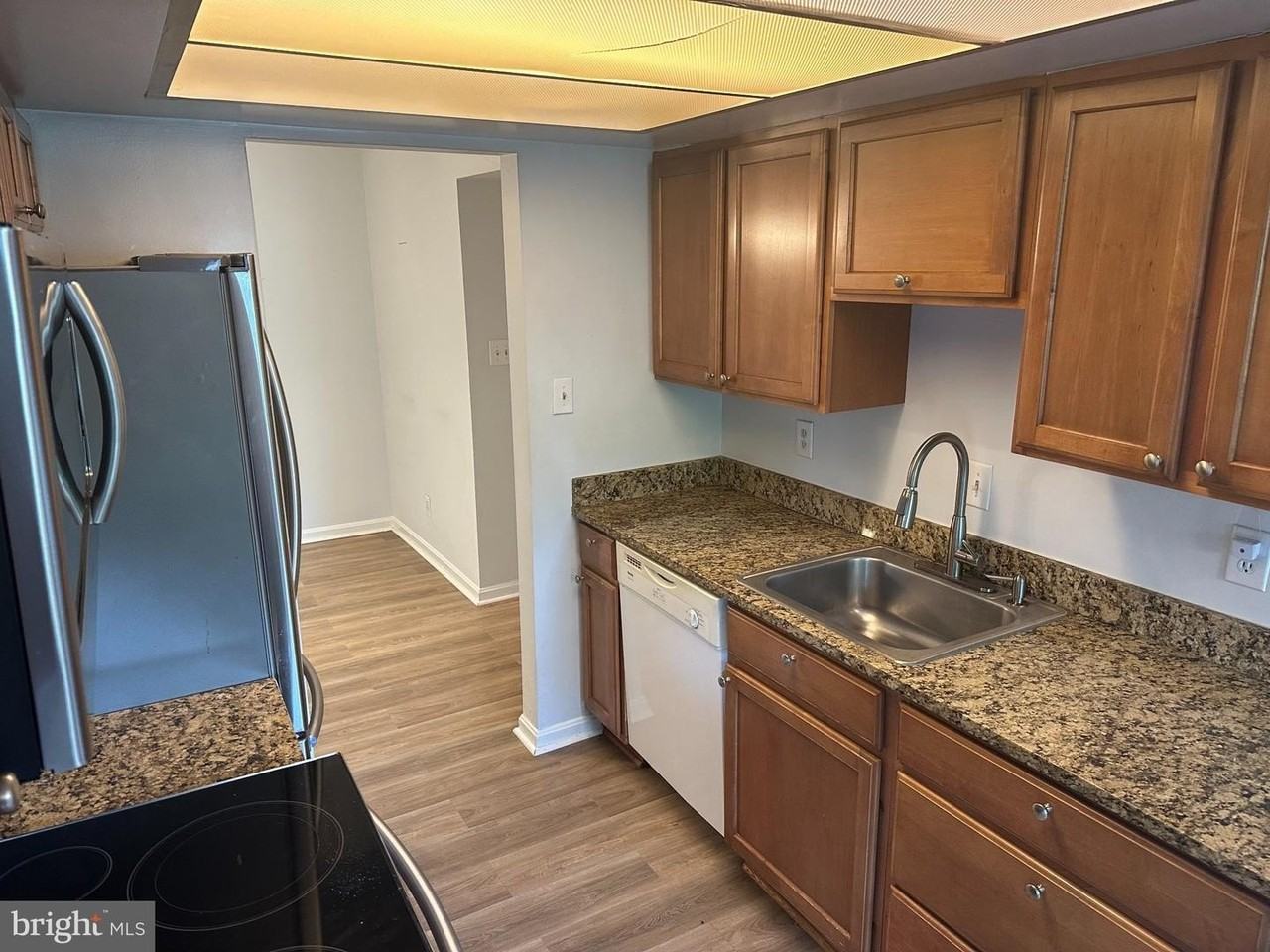 10223 Valentino Dr - Photo 5 of 21