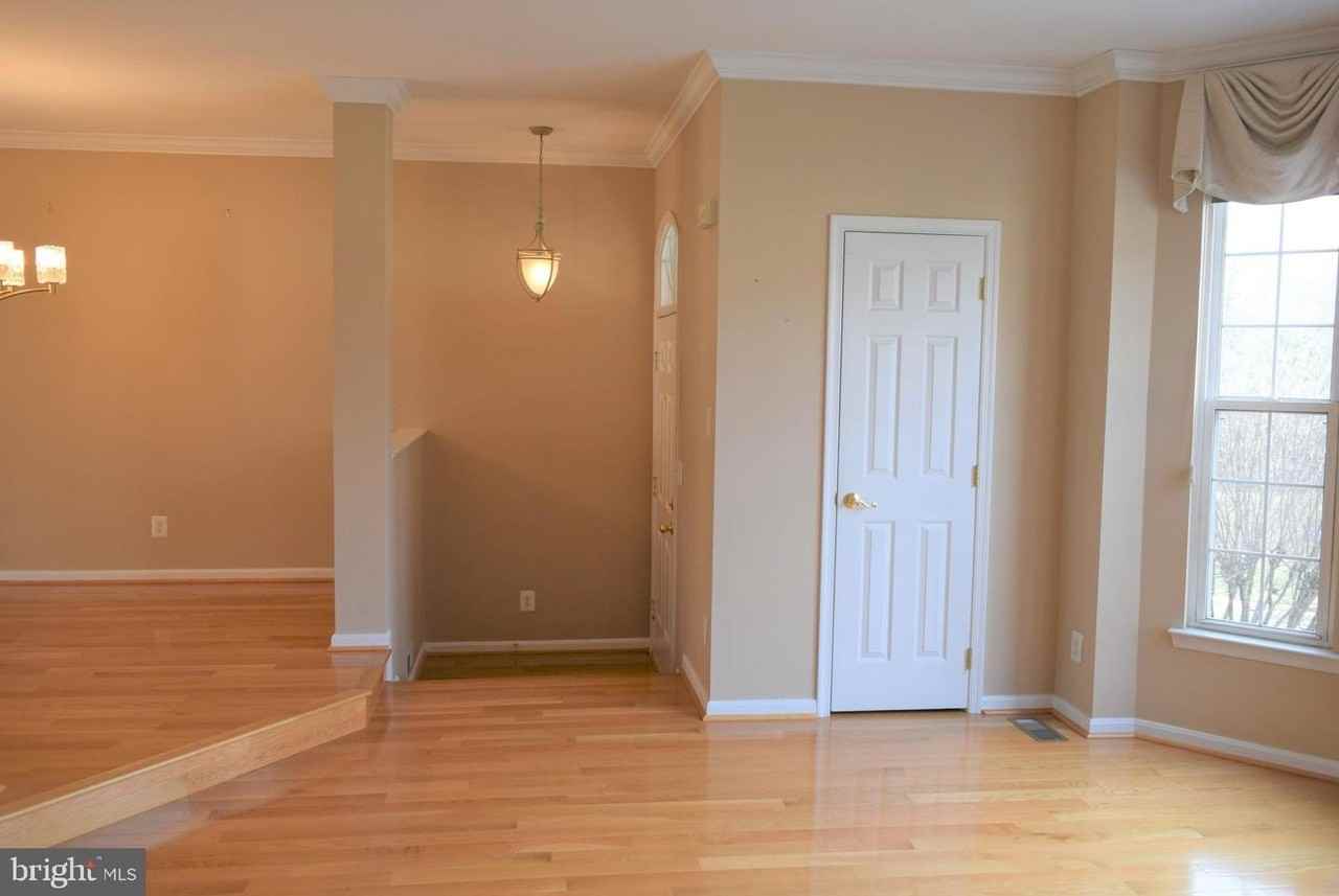 8933 Royal Astor Way - Photo 3 of 50