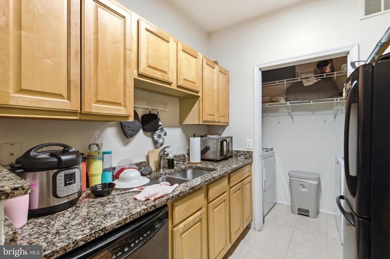 1591 Spring Gate Dr - Photo 5 of 26