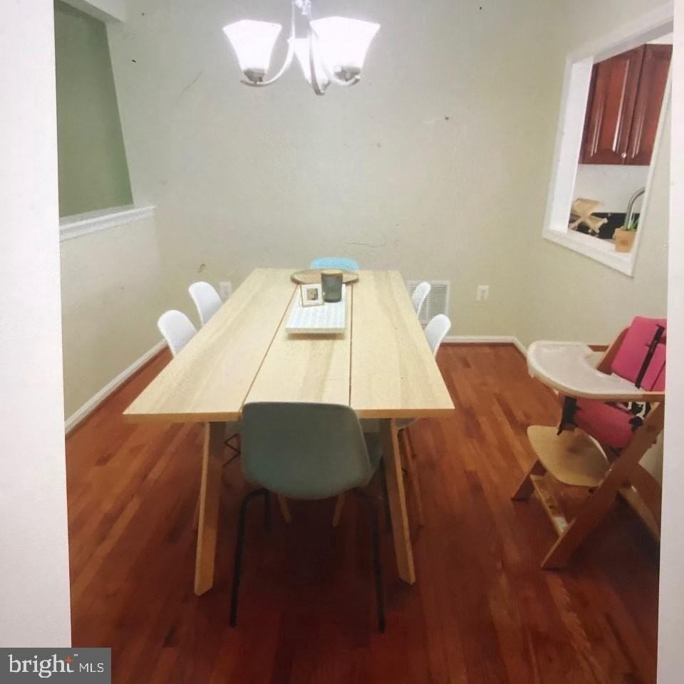 9881 High Water Ct - Photo 5 of 19