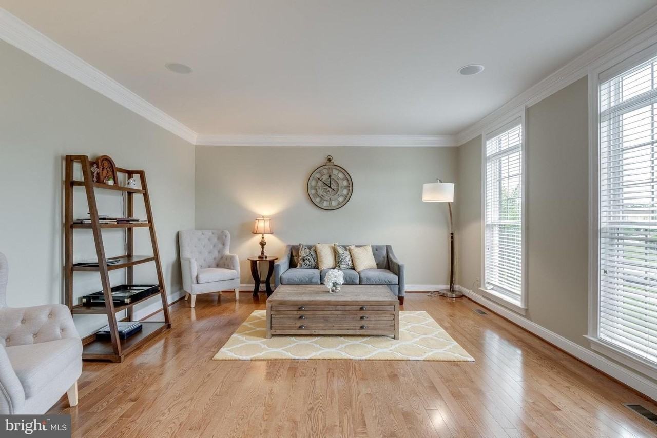 41398 Hagley Pl - Photo 7 of 49