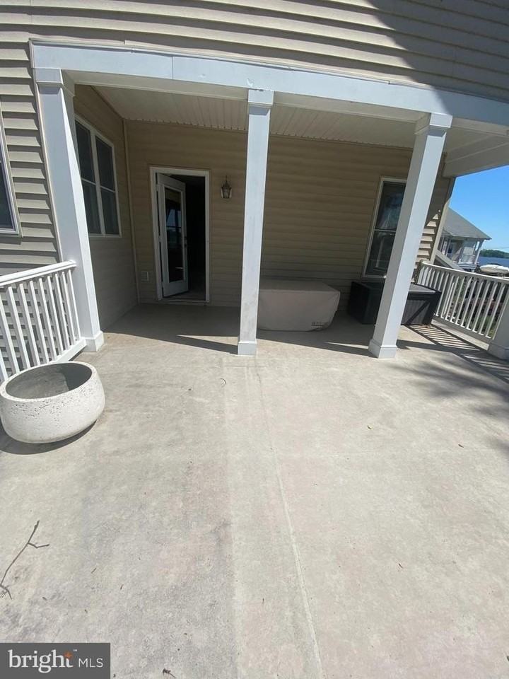 1101 Sea View Ave - Photo 7 of 27