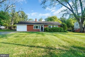 featured image of 13209 Thornton Dr