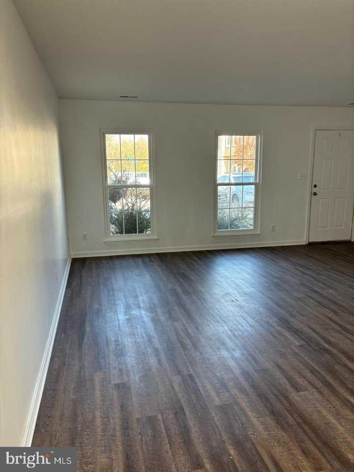 5108 Brooke Valley Ct - Photo 3 of 22
