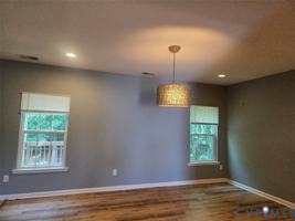 featured image of 4801 Thornhurst St