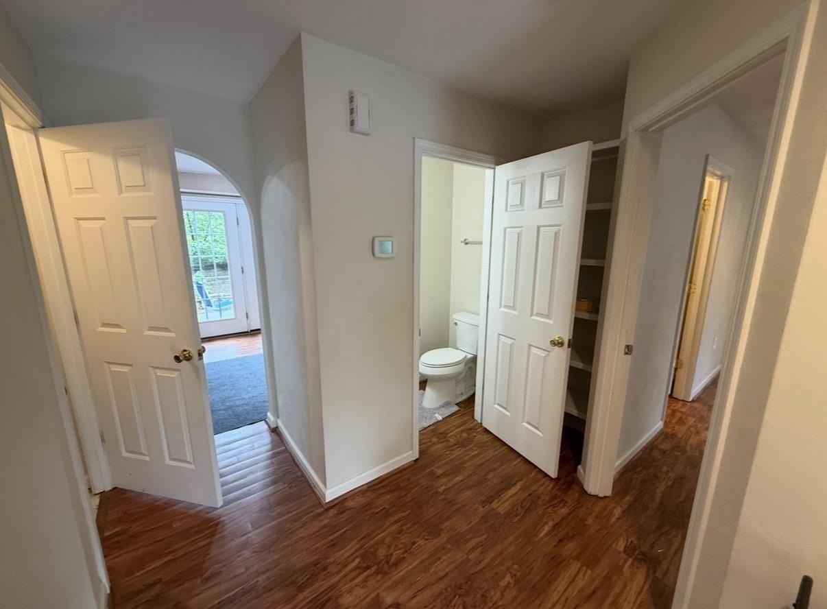 1410 Ashford Ct - Photo 7 of 27