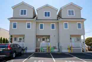 221 N 36th Ave - Photo 1 of 1