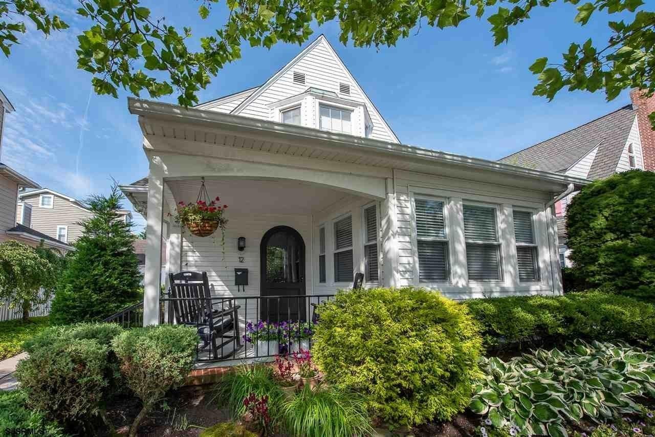 12 N Nassau Ave