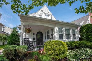 featured image of 12 N Nassau Ave