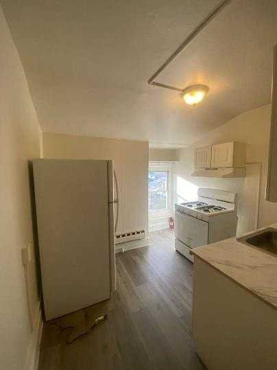 427 N 5th St #3 - Photo 5 of 13
