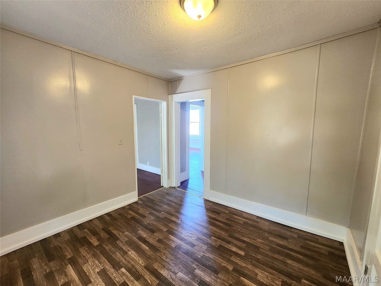 210 W Osceola St - Photo 7 of 28