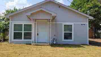 featured image of 301 Robbins St #1