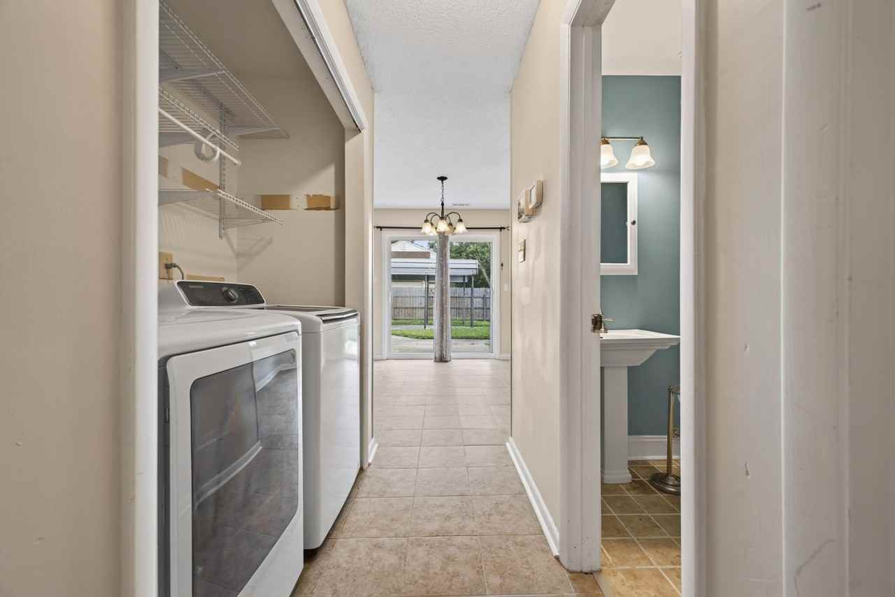 5025 Halwell Dr #1 - Photo 6 of 20