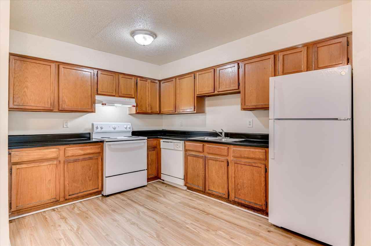 707 Cardinal St #707 - Photo 5 of 13