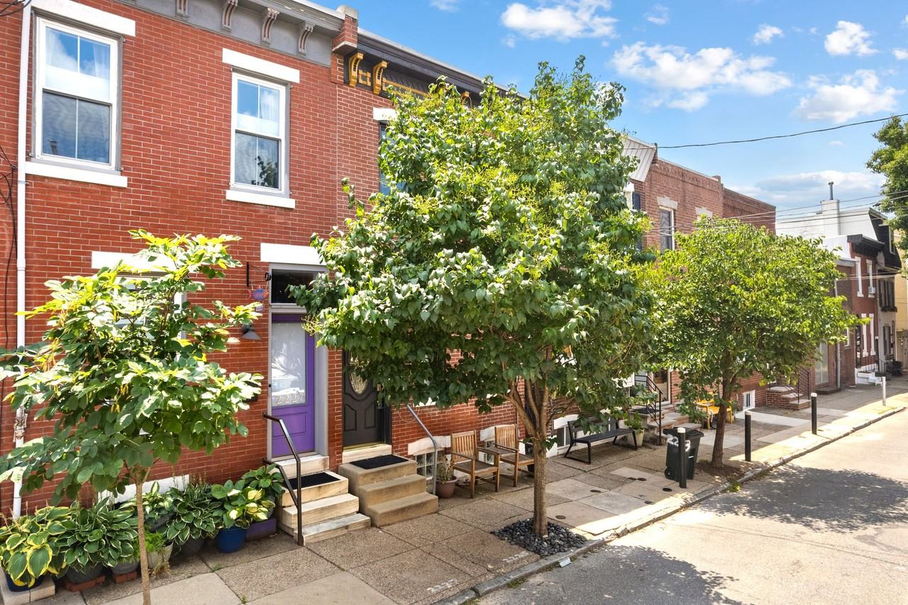 2225 Taggert St #1 - Photo 2 of 25