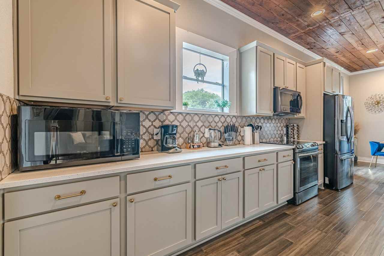 1022 Nolan St #1 - Photo 5 of 25