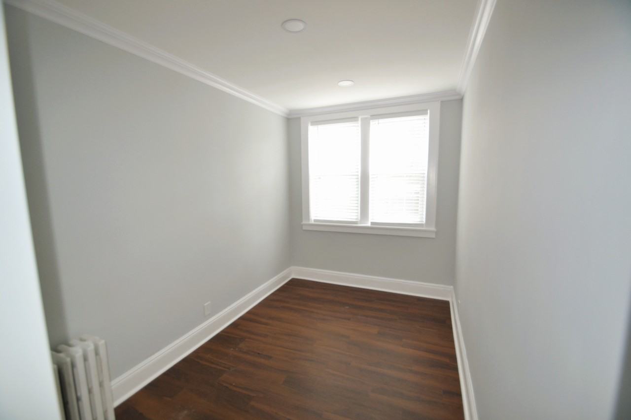 56 Hobart Place #5 - Photo 7 of 10