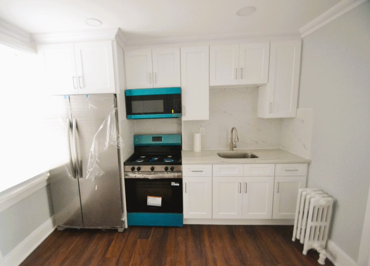 56 Hobart Place #5 - Photo 5 of 10