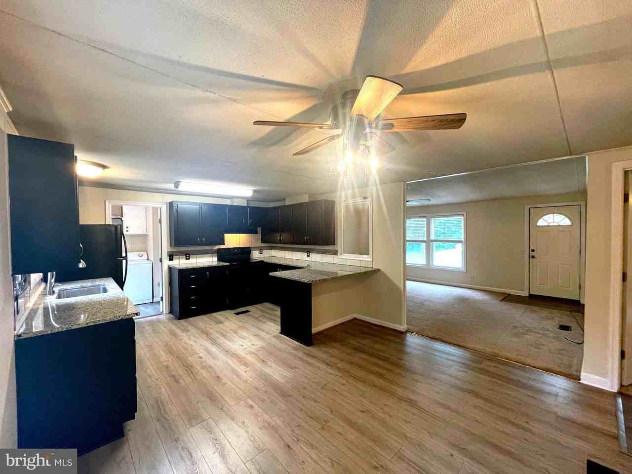 39819 Lady Baltimore Ave - Photo 5 of 25