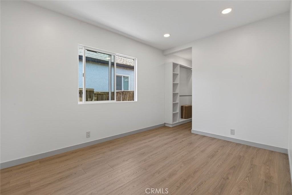 10822 Mount Gleason Ave - Photo 7 of 25