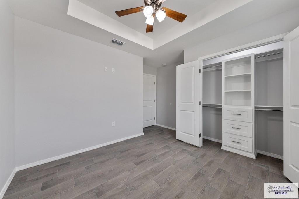 668 Foster Ln. - Photo 4 of 23