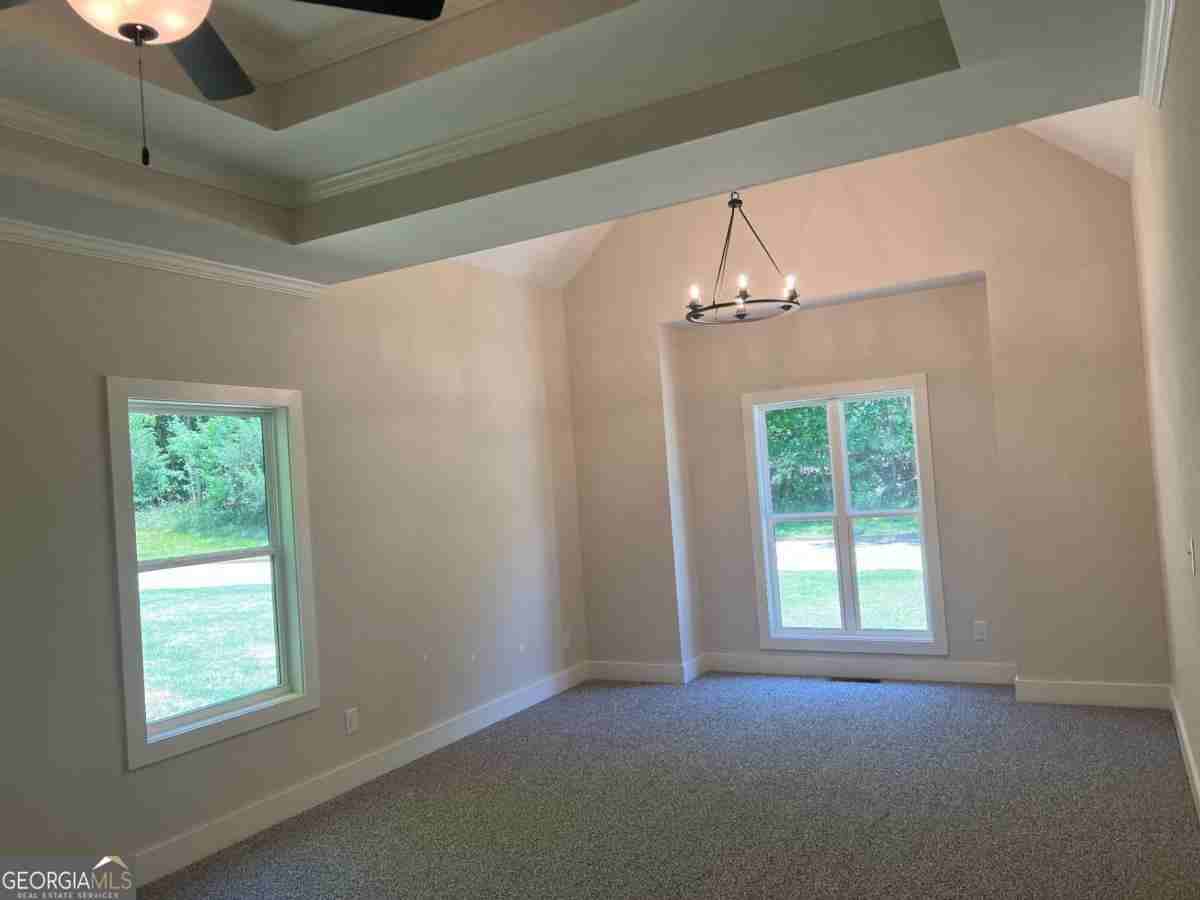 370 Ansley Dr - Photo 6 of 45