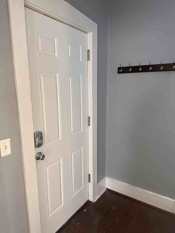 506 N York St #1 - Photo 3 of 16