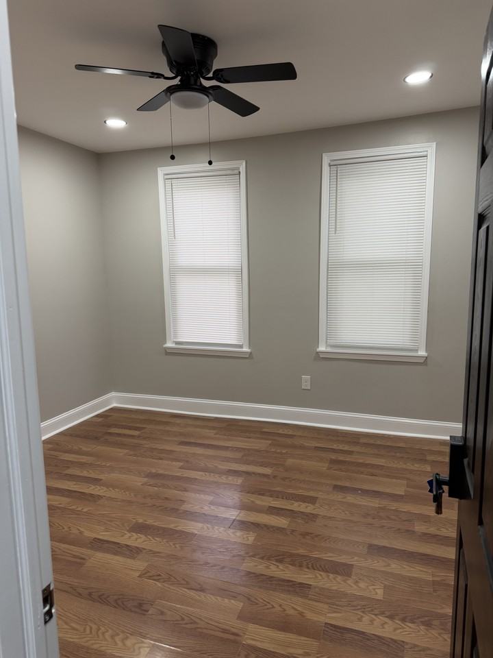 617 Glenwood Avenue - Photo 3 of 16