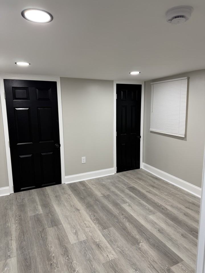 617 Glenwood Avenue - Photo 4 of 16