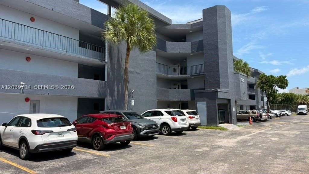 8801 W Flagler St #104 - Photo 5 of 26