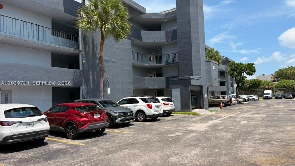 8801 W Flagler St #104 - Photo 6 of 26