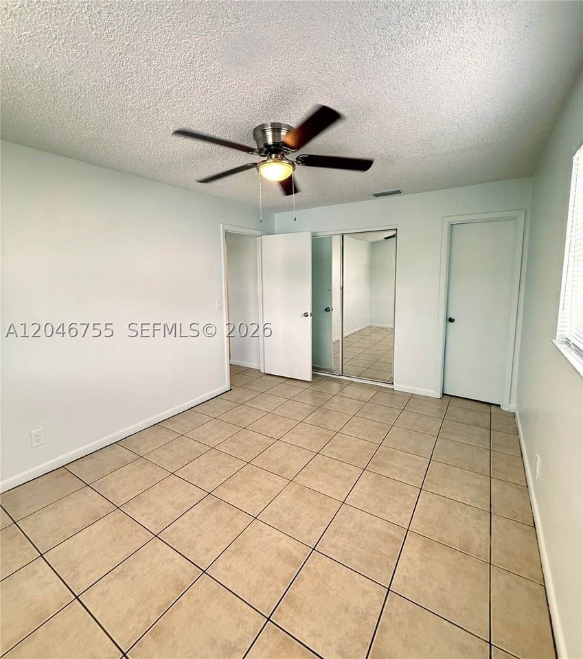 12096 Dolphin Dr - Photo 7 of 15