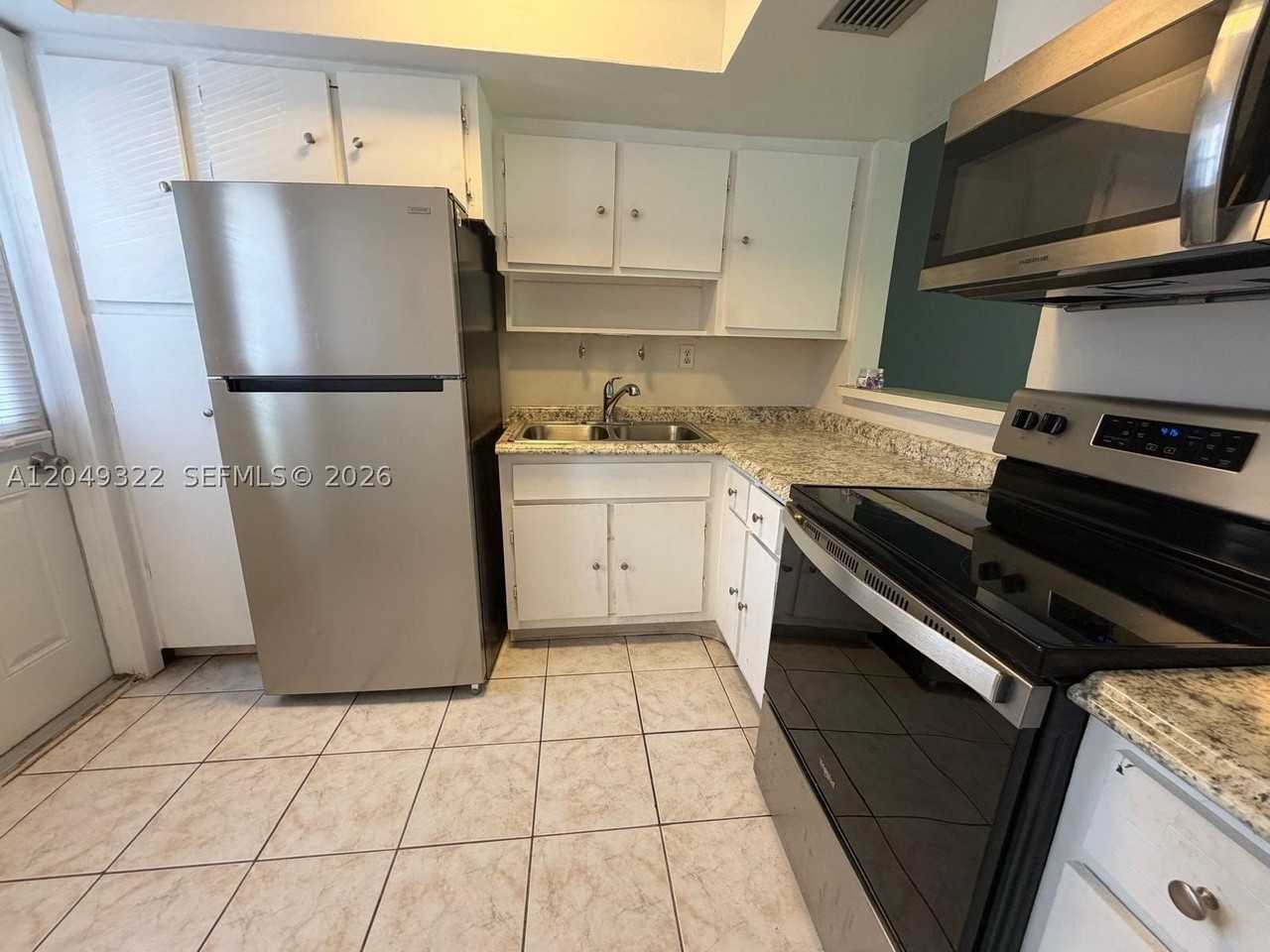 1333 E Hallandale Beach Blvd #119 - Photo 3 of 14