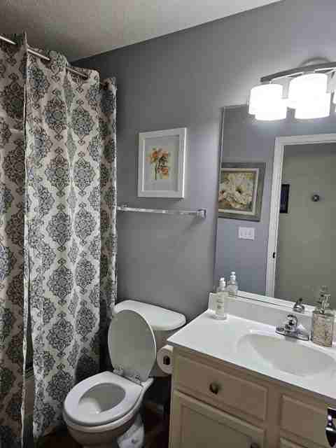 131 Wellsboro Ct #1 - Photo 7 of 9