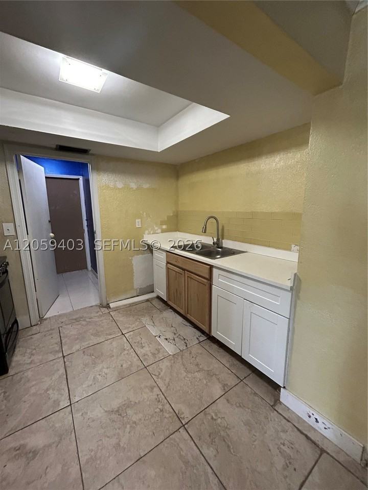 5710 Nw 64th Way - Photo 4 of 13