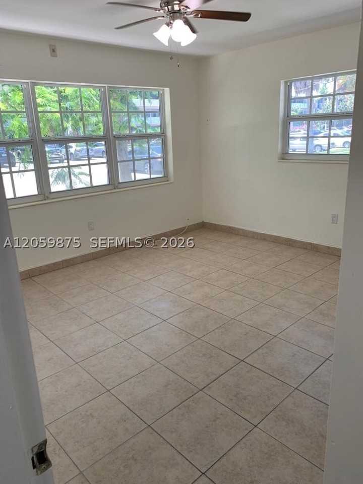 1471 Ne 170th St #123A - Photo 6 of 16