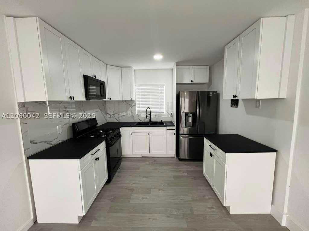 316 Surfside Blvd #2 - Photo 6 of 11