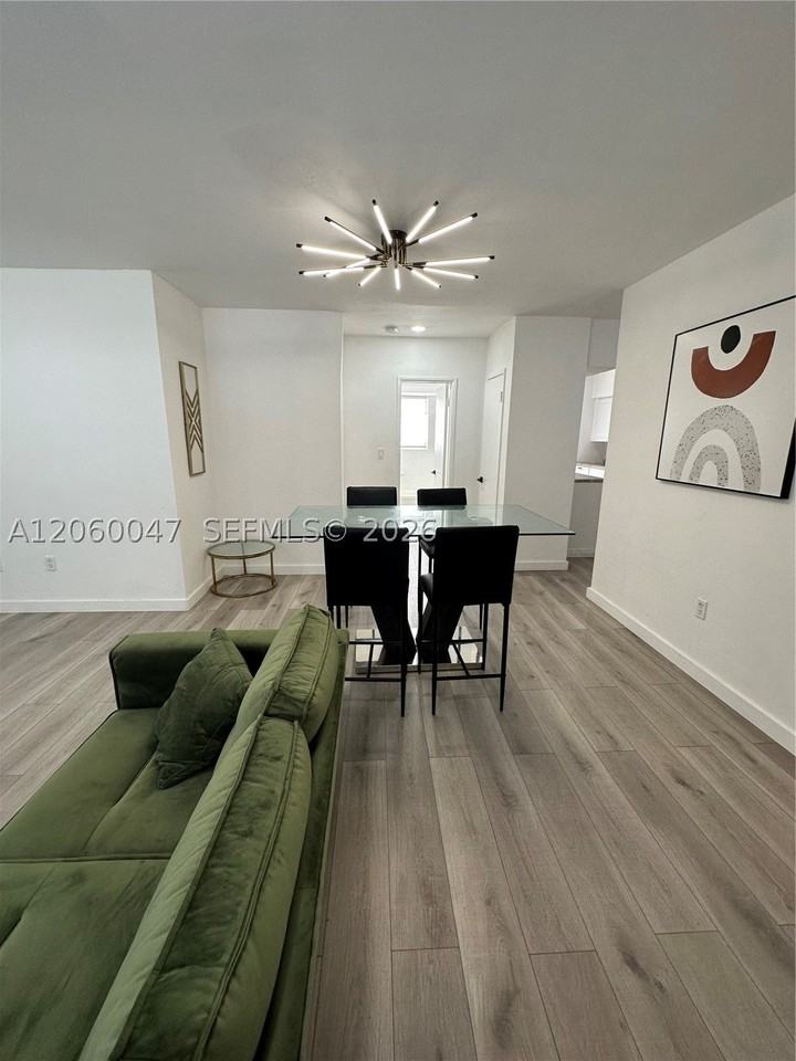 316 Surfside Blvd #1 - Photo 3 of 11