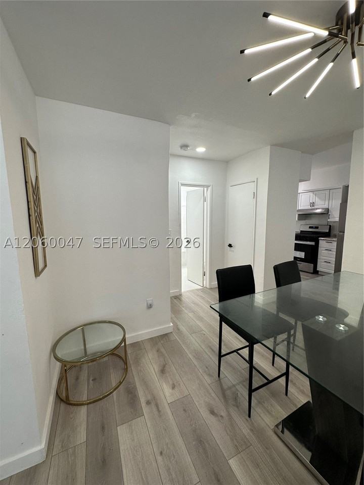 316 Surfside Blvd #1 - Photo 5 of 11