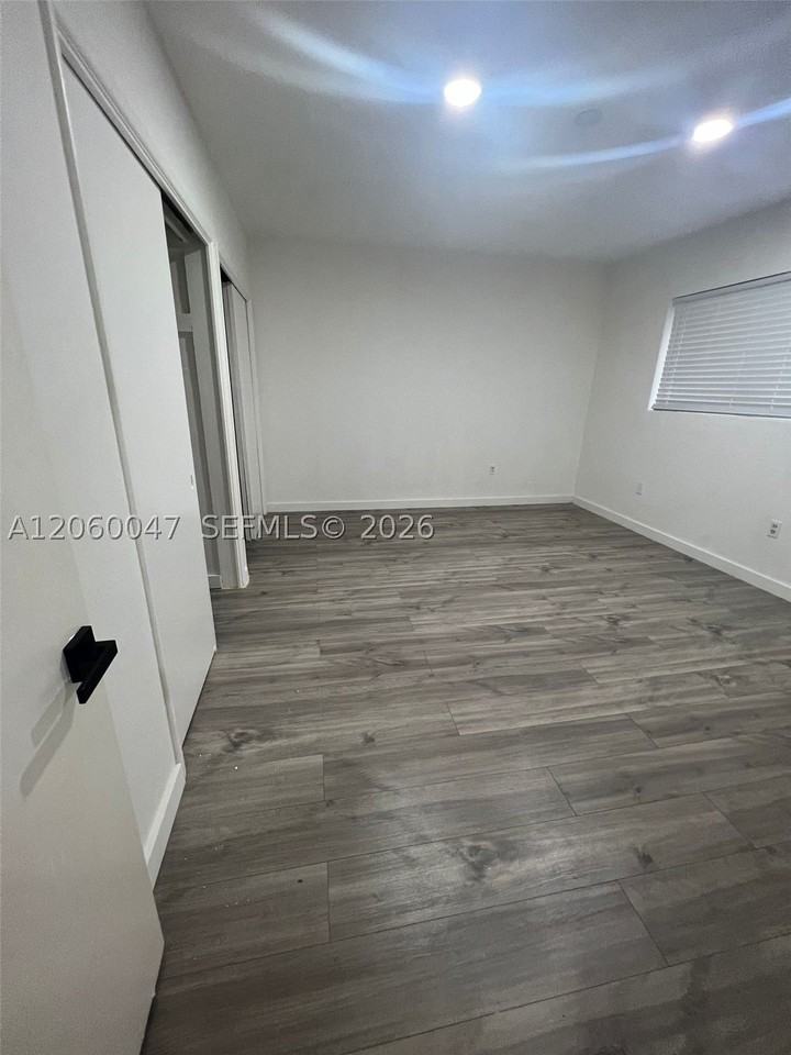 316 Surfside Blvd #1 - Photo 6 of 11