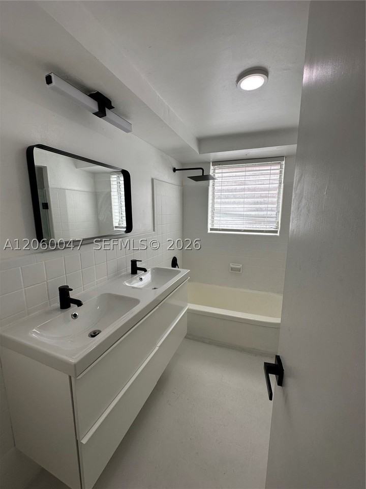 316 Surfside Blvd #1 - Photo 7 of 11