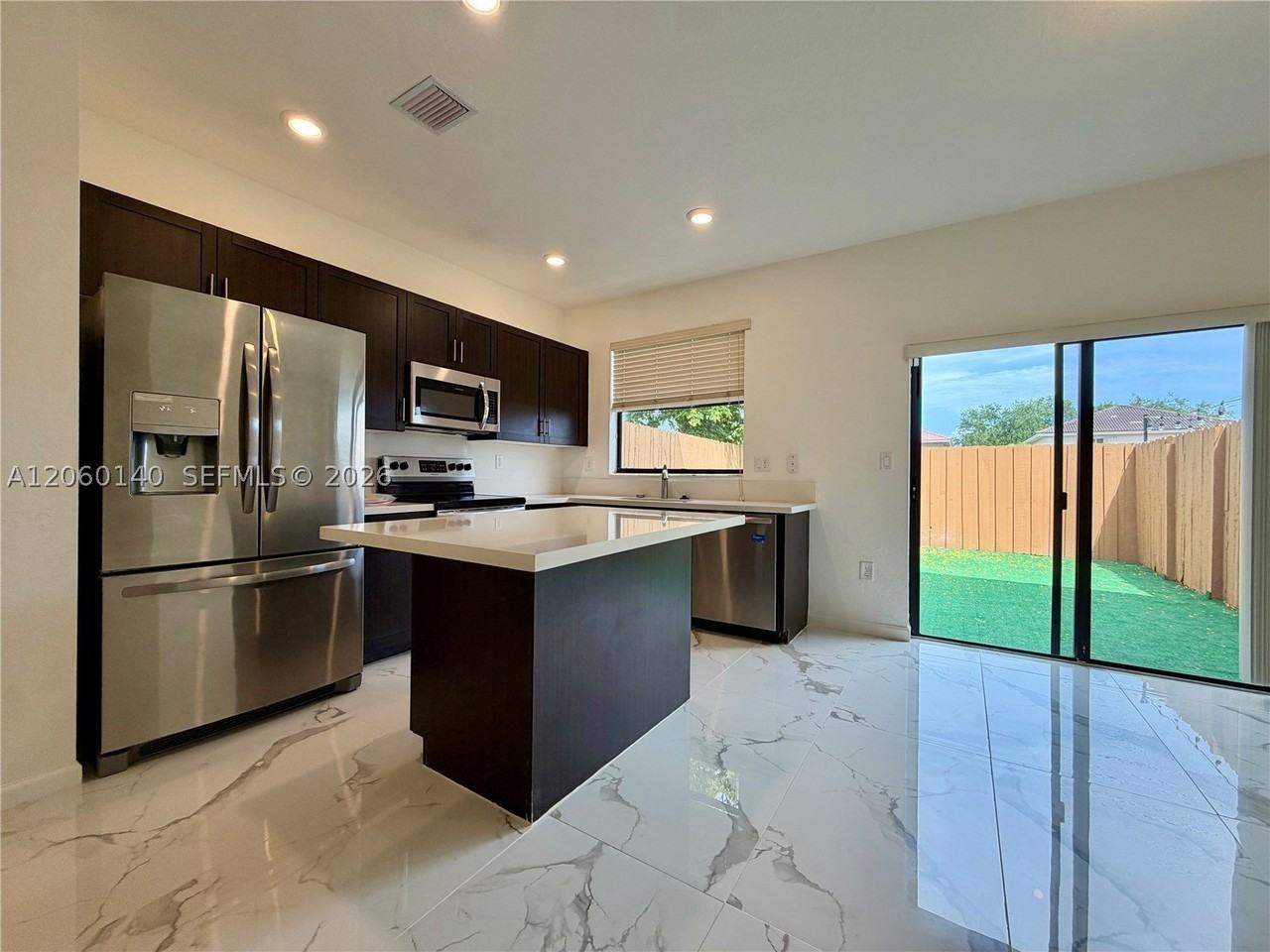 18110 Sw 148th Rd - Photo 4 of 19