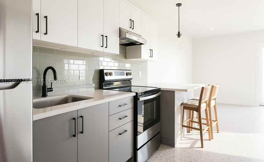 715 Ne 92nd St #1 - Photo 2 of 7