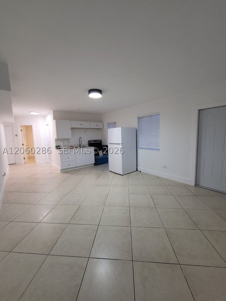 2359 Nw 32nd St #2359 - Photo 3 of 11