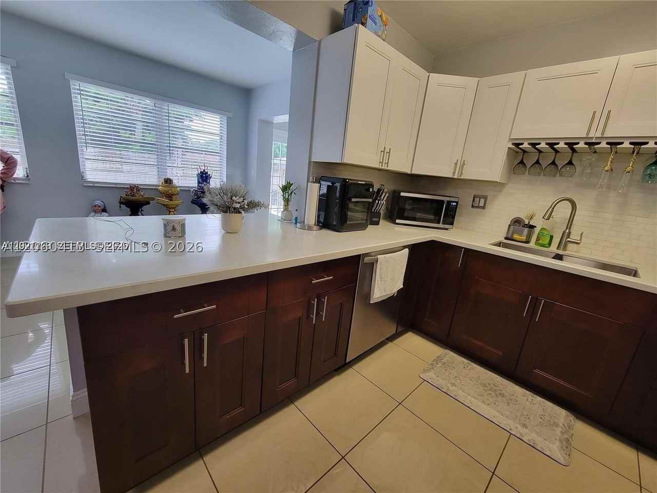 6930 Sw 12th St #0 - Photo 7 of 31