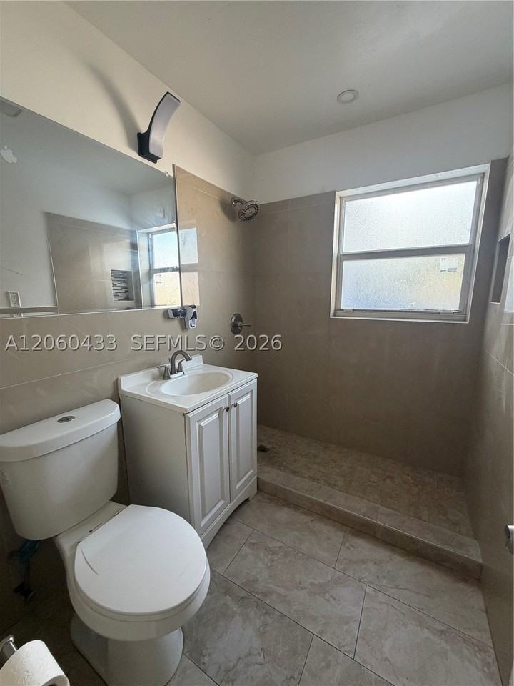 6137 Sw 20th Ct #A - Photo 3 of 4