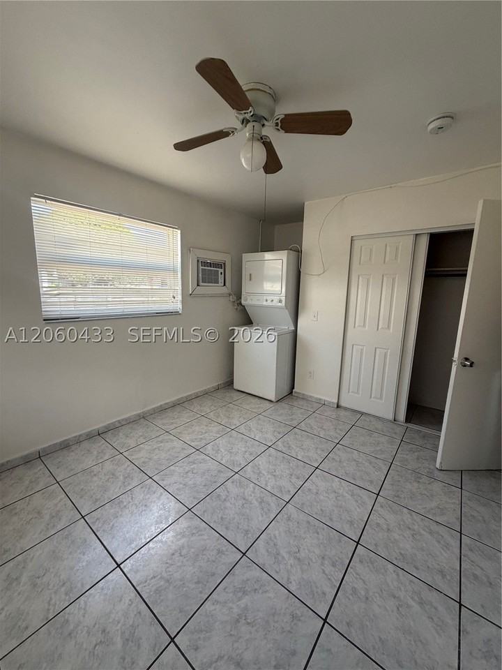 6137 Sw 20th Ct #A - Photo 4 of 4