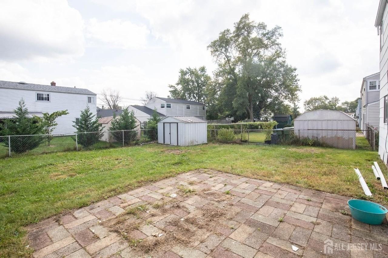 23 Sims Rd - Photo 5 of 25