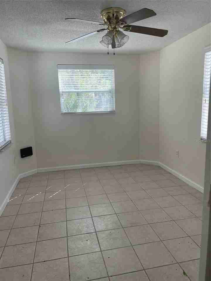 311 Lake Dale Dr - Photo 2 of 12